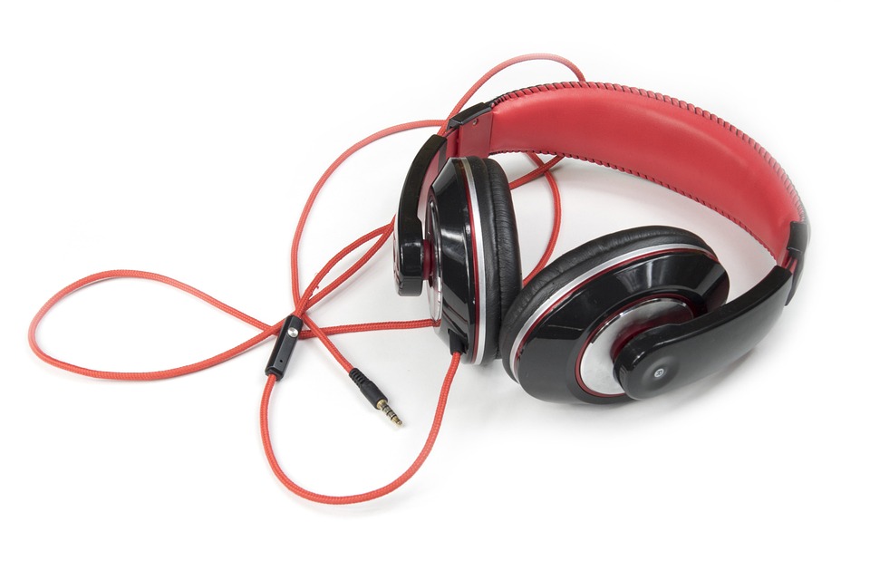 10 Reasons You Need a Wired Gaming Headset Today!