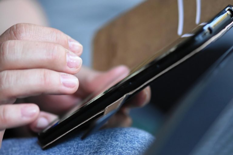 7 Common Android Screen Issues and How to Fix Them