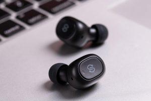 7 Common iPhone Bluetooth Issues and How to Fix Them