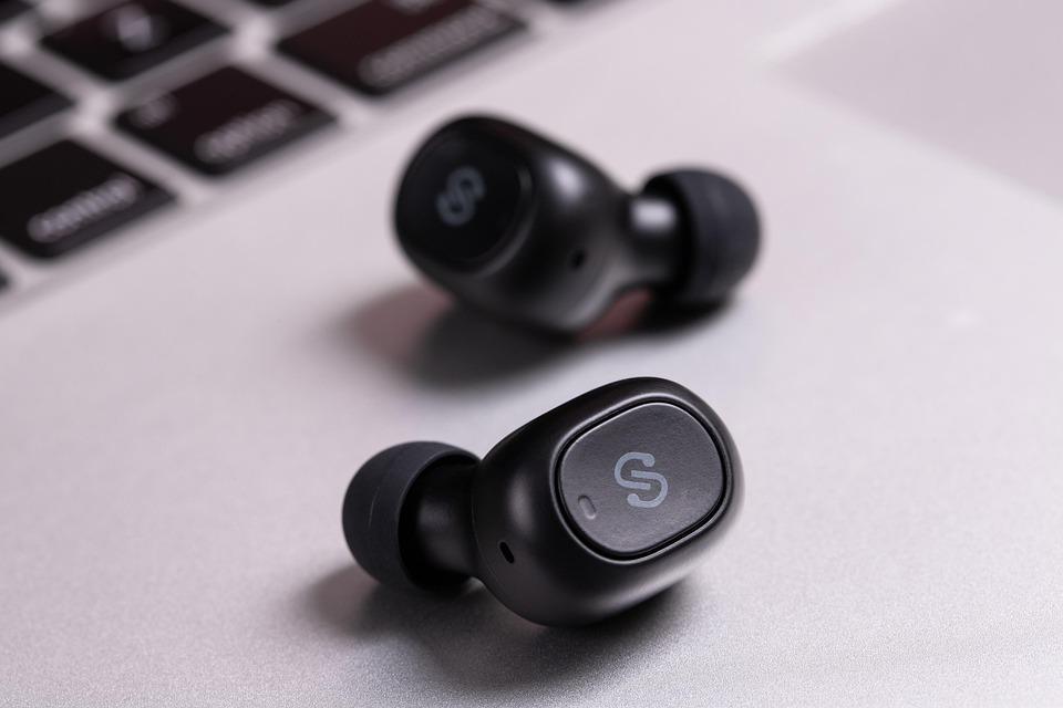 7 Common iPhone Bluetooth Issues and How to Fix Them