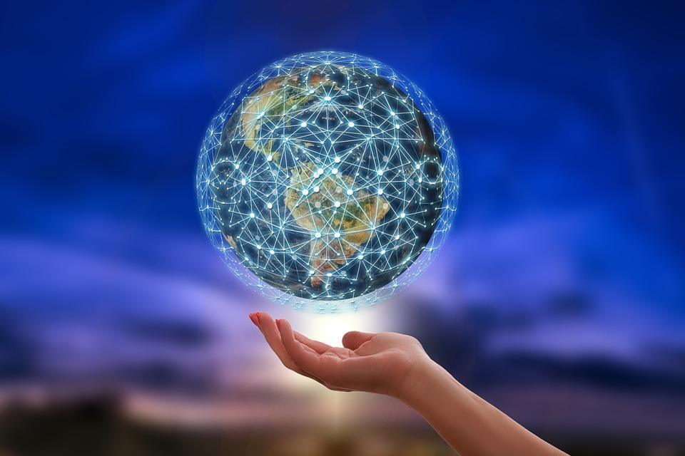 7 Ways Blockchain is Revolutionizing Industries Today