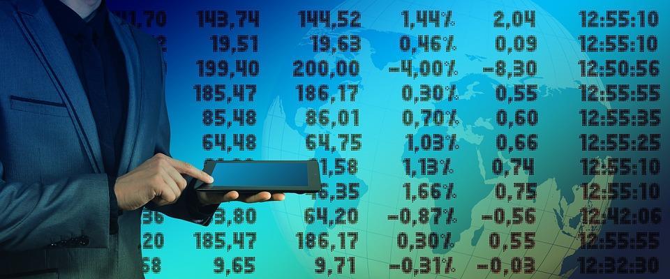 Mastering Forex: The Top 5 Chart Indicators Every Trader Should Know