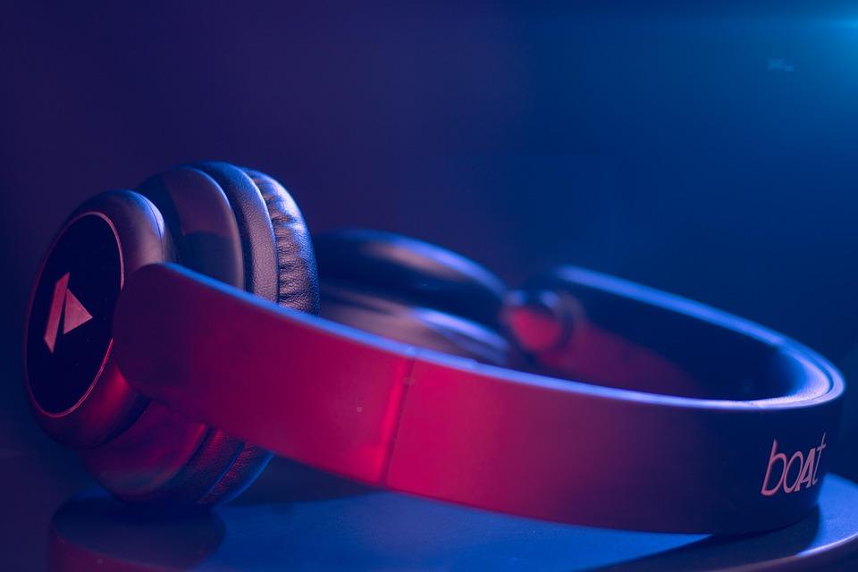 “Unlocking Connectivity: Troubleshooting Common iPhone Bluetooth Issues”