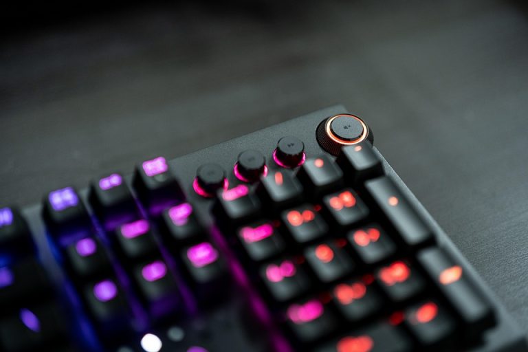 7 Reasons an RGB Gaming Keyboard Transforms Your Game